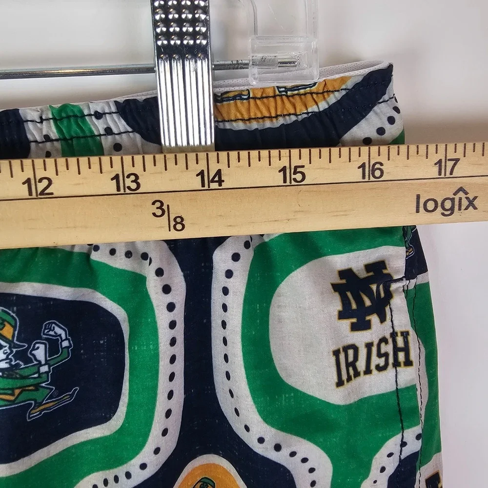Wes and Willy Notre Dame Fighting Irish Swim Trunks XL Retro Print Board Shorts